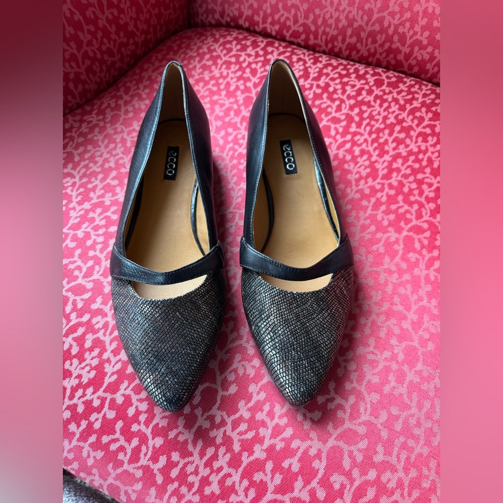 Ecco Akita Flats, Black & Multi Metallic, Size 40 - Picture 6 of 16